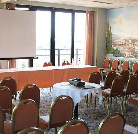 Europa Hotel 4*