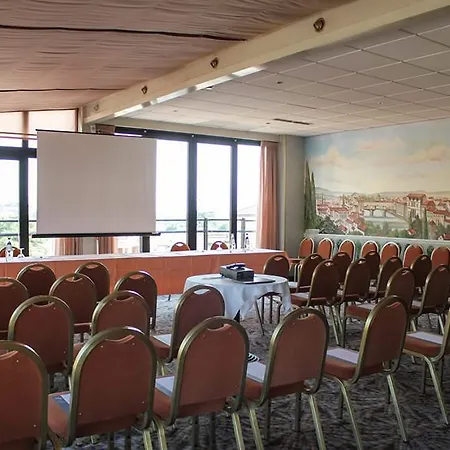 Europa Hotel 4*
